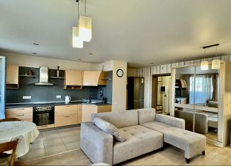 Продажа 1-ком. квартиры, 50 м2, Иркутск, Байкальская улица, 321, ЖК Море Солнца