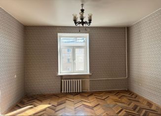 Продам четырехкомнатную квартиру, 97.8 м2, Колпино, проспект Ленина, 17/10