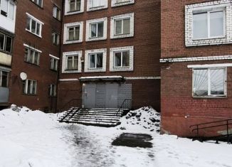 Продается однокомнатная квартира, 31.8 м2, Мурманск, Садовая улица, 9