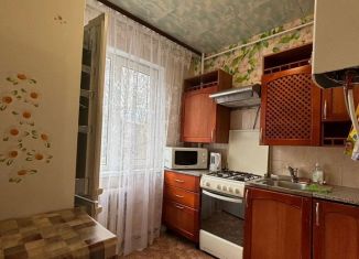 Аренда 2-комнатной квартиры, 44 м2, Псков, Народная улица, 47