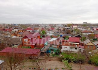 Трехкомнатная квартира на продажу, 70.6 м2, Моздок, улица Салганюка, 85