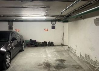 Сдаю в аренду машиноместо, 15 м2, Ростовская область, улица Петрашевского, 36