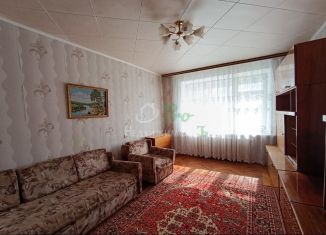 Продажа 2-ком. квартиры, 49.4 м2, Ейск, улица Плеханова, 1