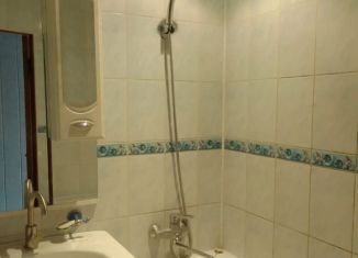 Сдаю в аренду 3-ком. квартиру, 62 м2, Магнитогорск, проспект Карла Маркса, 105