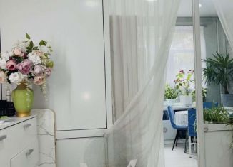 Продажа 3-ком. квартиры, 70.4 м2, Туапсе, Набережная улица, 8