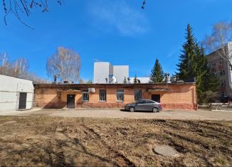 Продаю помещение свободного назначения, 225.3 м2, Нижнекамск, улица Менделеева, 48