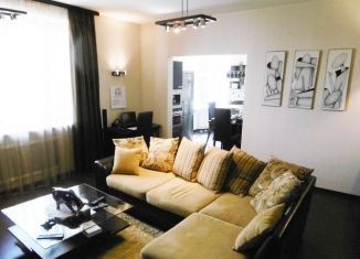 Сдается в аренду 2-ком. квартира, 76.1 м2, Москва, улица Столетова, 7, метро Раменки