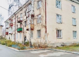 Продам 2-ком. квартиру, 56 м2, Новосибирск, улица Филатова, 3