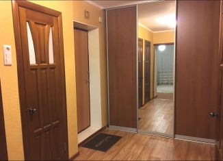 Продается 2-ком. квартира, 50 м2, поселок городского типа Джалиль, улица Мусы Джалиля, 4