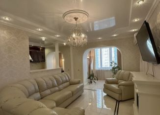 Продается 3-ком. квартира, 91.2 м2, Краснодар, улица Академика Лукьяненко, 28, микрорайон Микрохирургии глаза