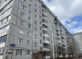 Продаю 2-ком. квартиру, 50.7 м2, Сыктывкар, Магистральная улица, 17