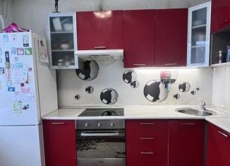 Продается 2-комнатная квартира, 52.6 м2, Челябинск, улица Хохрякова, 14А