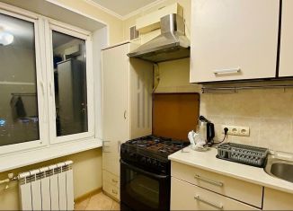 Сдаю 2-комнатную квартиру, 44 м2, Москва, улица Симоновский Вал, 18, метро Пролетарская