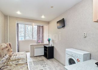 Сдаю в аренду 1-комнатную квартиру, 13 м2, Тюмень, улица Судостроителей, 40, Ленинский округ