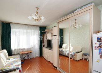 Продается трехкомнатная квартира, 57.1 м2, Нижний Новгород, улица Искры, 44, метро Заречная