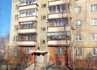 Продам двухкомнатную квартиру, 53 м2, Карабаш, Комсомольская улица, 25