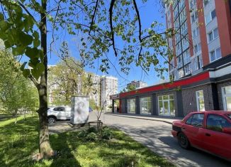 Продам 1-ком. квартиру, 27 м2, Калининград, улица Генерала Толстикова, 2А, Московский район