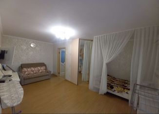 Сдается однокомнатная квартира, 35 м2, Майкоп, улица Чкалова, 84