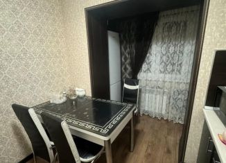 Продажа 3-ком. квартиры, 60 м2, Карачаево-Черкесия, улица Лободина, 49