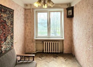Продам 2-комнатную квартиру, 46.5 м2, Санкт-Петербург, метро Купчино, проспект Космонавтов, 94