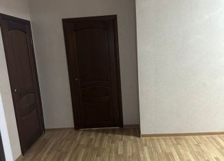 3-комнатная квартира в аренду, 76 м2, Карачаево-Черкесия, улица Свободы, 9