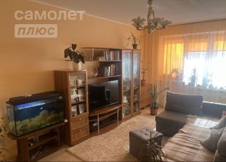Продается 3-комнатная квартира, 62 м2, Татарстан, улица Шевченко, 90