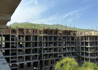 Трехкомнатная квартира на продажу, 95 м2, Дагестан, проспект Амет-Хана Султана, 344
