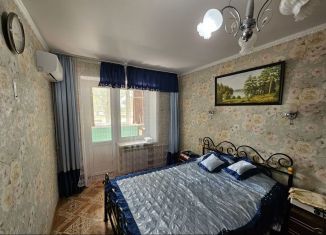 Двухкомнатная квартира на продажу, 52 м2, Нариманов, Волгоградская улица, 4