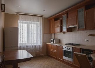 Продаю трехкомнатную квартиру, 87.9 м2, Нижегородская область, Центральный микрорайон, 8