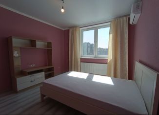 Продается 1-комнатная квартира, 42 м2, Краснодарский край, Владимирская улица, 142