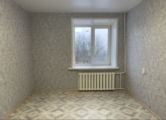 Продам 2-комнатную квартиру, 45 м2, Великий Устюг, улица Луначарского, 45