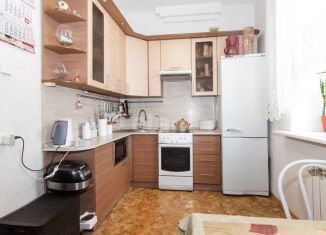Продажа четырехкомнатной квартиры, 82.1 м2, Новосибирск, Бетонная улица, 9