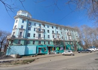 Продажа трехкомнатной квартиры, 67 м2, Комсомольск-на-Амуре, проспект Мира, 30