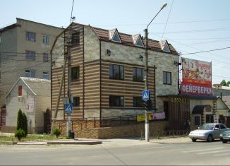 Сдача в аренду торговой площади, 60 м2, Кропоткин, улица Ленина, 168