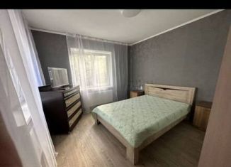 2-комнатная квартира в аренду, 52 м2, Крым, улица Сергеева-Ценского, 66