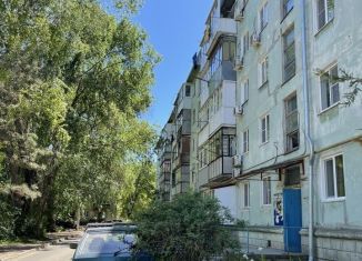 Продажа 2-комнатной квартиры, 58.4 м2, Приморско-Ахтарск, улица Дзержинского, 1