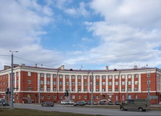Продажа трехкомнатной квартиры, 90 м2, Петрозаводск, проспект Ленина, 38