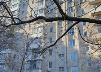 Продам 3-ком. квартиру, 62.2 м2, Батайск, улица Северный Массив, 14