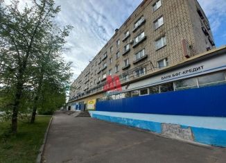Продаю четырехкомнатную квартиру, 60.5 м2, Рыбинск, проспект 50 лет Октября, 25