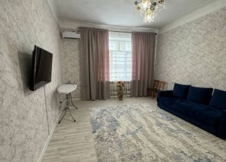 Сдам в аренду 2-комнатную квартиру, 80 м2, Дагестан, улица Назарова