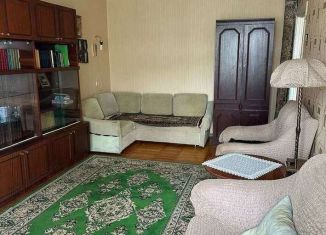 Продается 1-комнатная квартира, 32.4 м2, поселок городского типа Новомихайловский, Школьный переулок, 9А