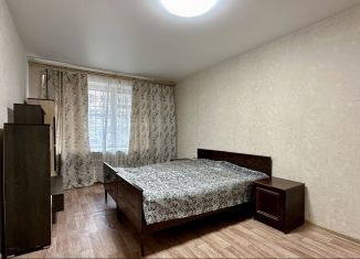 Двухкомнатная квартира в аренду, 44 м2, Крым, улица Трубаченко, 20