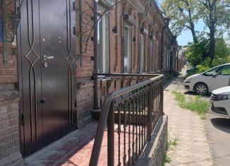 Продаю помещение свободного назначения, 90 м2, Таганрог, Вокзальный переулок, 3