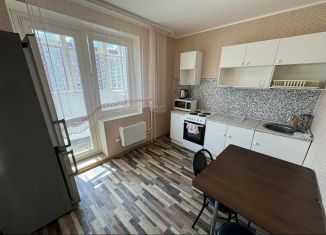 1-комнатная квартира в аренду, 41 м2, Тюмень, улица Федюнинского, 60