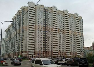Продаю однокомнатную квартиру, 50 м2, Московская область, Красногорский бульвар, 17