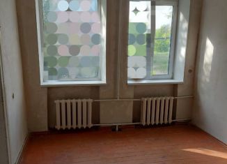 Продам трехкомнатную квартиру, 41 м2, Каменск-Шахтинский, Астаховский переулок, 96