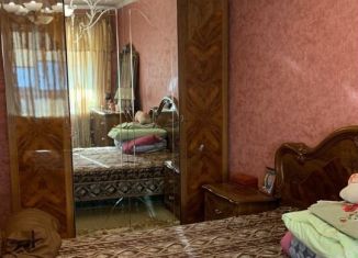 Продам 3-комнатную квартиру, 79 м2, Курская область, улица Димитрова, 2