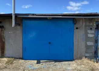 Продаю гараж, 24 м2, поселок городского типа Никель