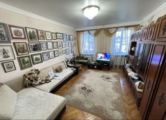 Продается 3-комнатная квартира, 70 м2, Ставропольский край, проспект Калинина, 108
