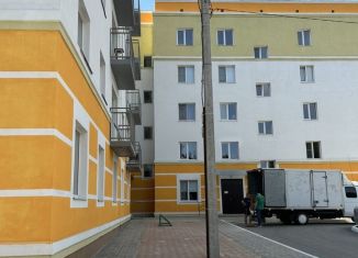 Продажа трехкомнатной квартиры, 70 м2, Волгоград, улица Бахтурова, 7